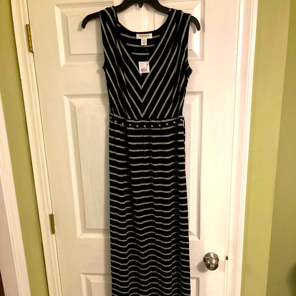 NEW! Motherhood Maternity Maxi Dress